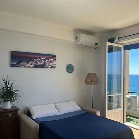 Vista Mare Savona Lägenhet Exteriör bild