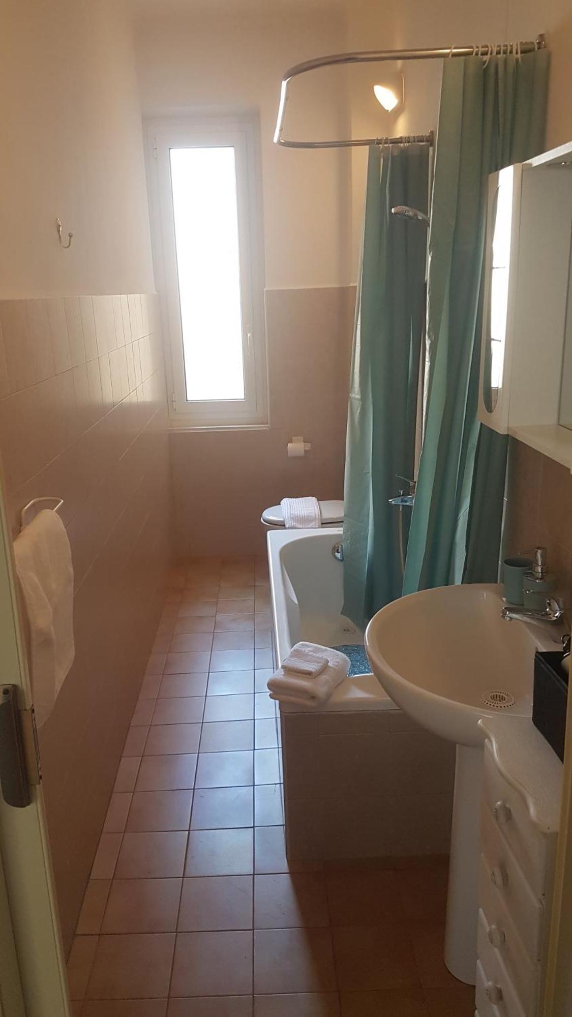 Vista Mare Savona Lägenhet Exteriör bild